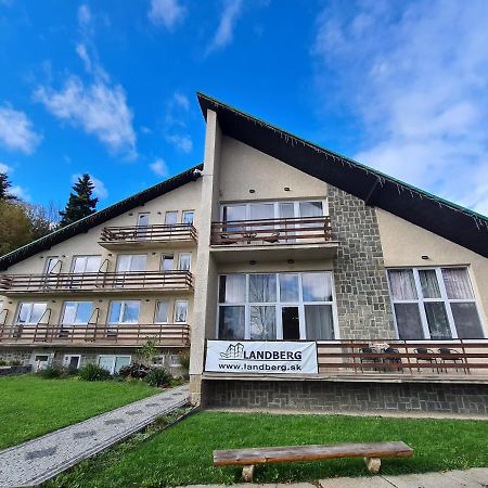 Stredisko Lipka Hotell Bardejov Eksteriør bilde